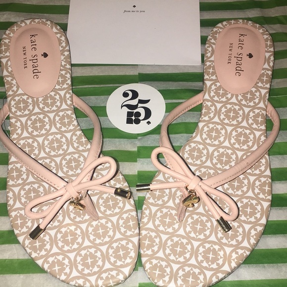 kate spade Shoes - 1 Day SALE NWOT Kate Spade sandals size 7